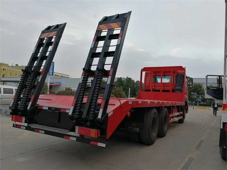 30 ft flatbed truck(001)